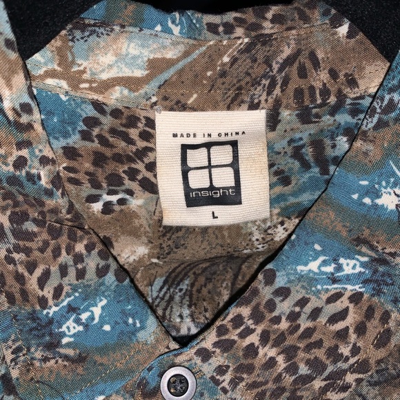 Insight button down. - Picture 4 of 4